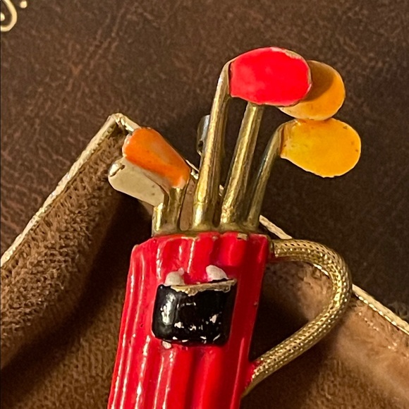 🍄Vintage “Original by Robert” Red Enamel Golf Bag Brooch - Picture 5 of 7